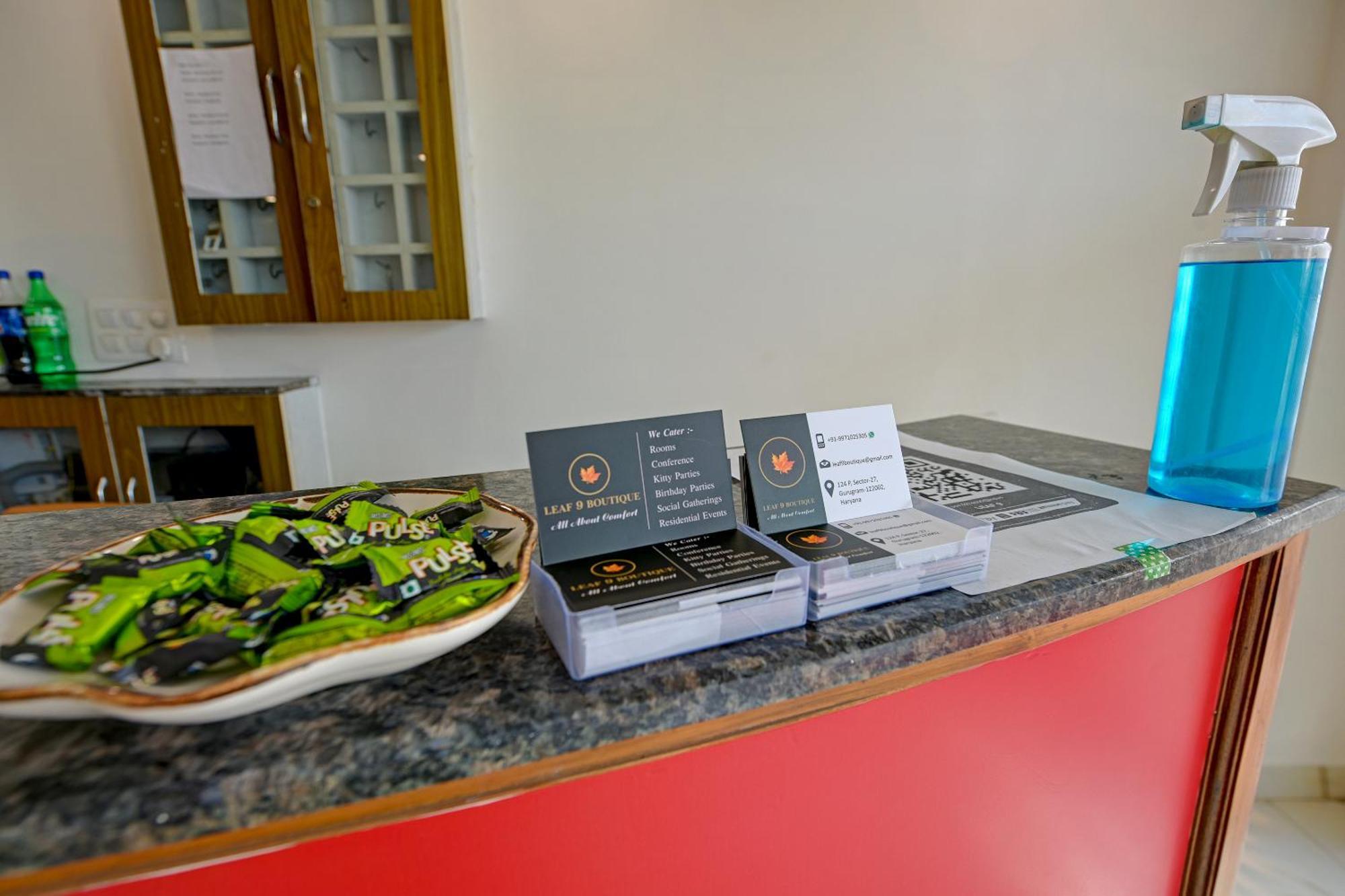 Hotel Leaf 9 Boutique, Near Golf Course Road And Galleria Market Ґурґаон Екстер'єр фото